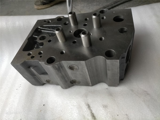 सिलेंडर हेड Assy 3811985 KTA19 K19 के लिए 4 वाल्व डीजल इंजन
